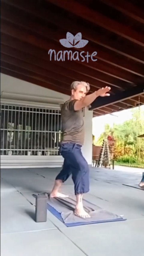 Enfoque en cámara rápida. ⚡️
No importa la velocidad de afuera, la calma se construye por dentro.
Hiperlapso de la práctica de hoy en @santiamen_wellness , editado al ritmo de la respiración. 🎶🧘♂️
#namaste #Yoga #Hyperlapse #agradecido #FlowState
